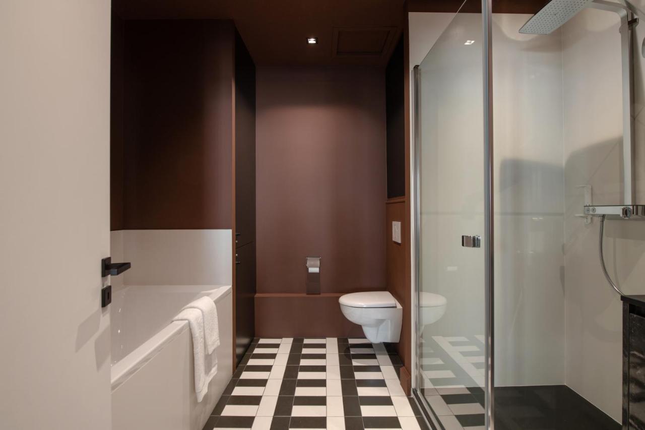 Mihotel Plat Lyon Bagian luar foto